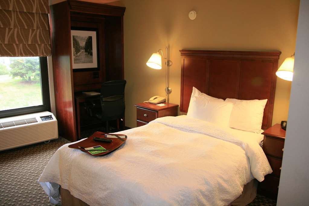 Hampton Inn Detroit Madison Heights South Troy Habitación foto